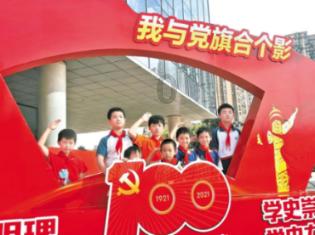 有很多动漫或者小说从一开始主角就打遍天下无敌手，有哪些经典作品人物天生自带主角光环？游戏画面
